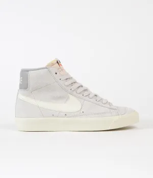 Nike Blazer Mid '77 Premium Shoes - Light Bone / Coconut Milk - Medium Grey