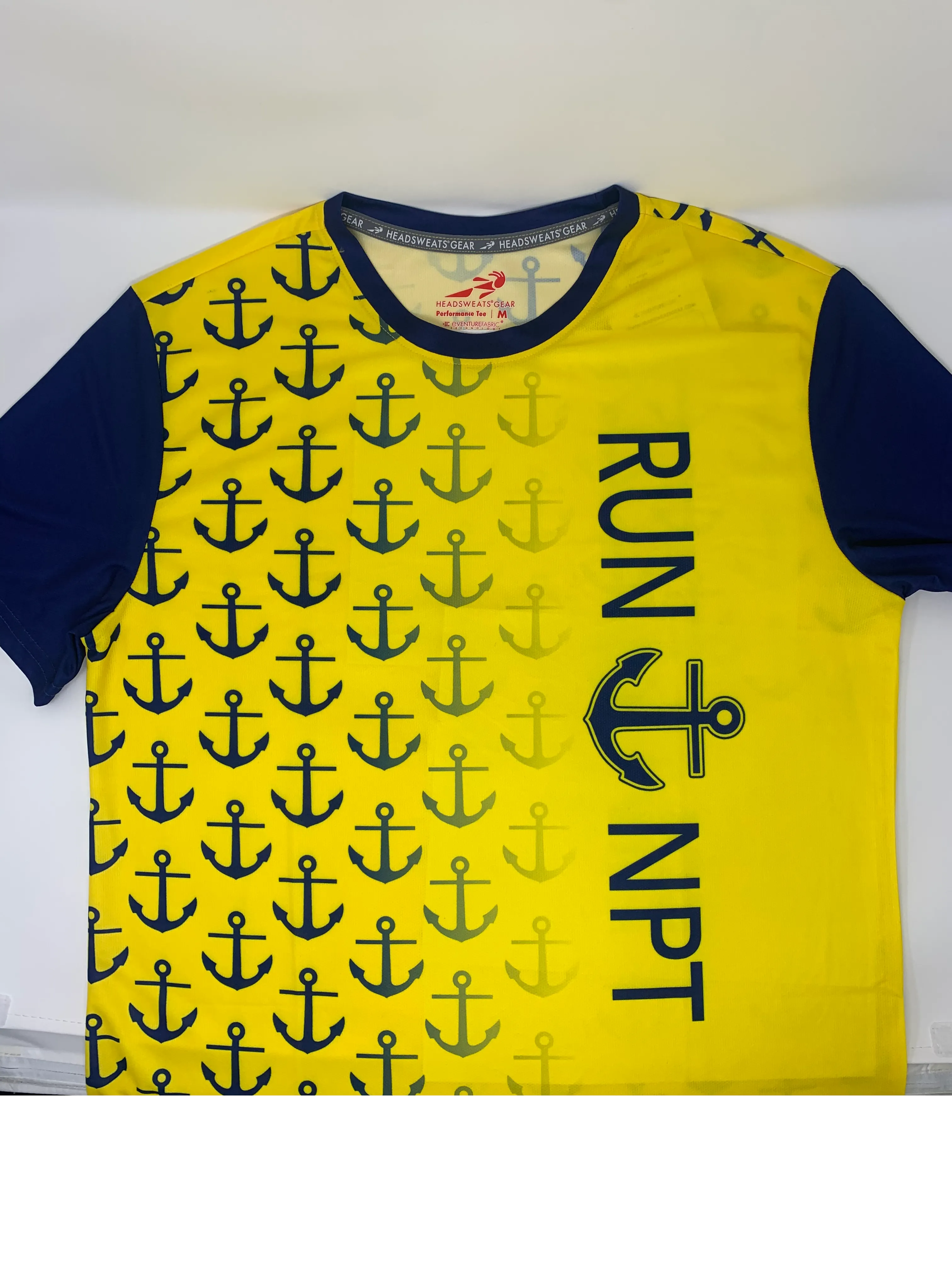 Run Newport Men's Tech-T Gradient
