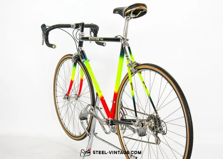 TVT 92 Classic Carbon Fiber Bike 1990s