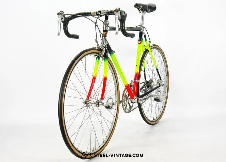 TVT 92 Classic Carbon Fiber Bike 1990s